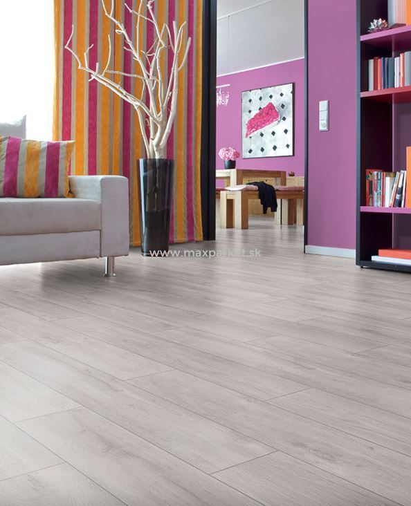 Suelo Laminado Advanced Roble gris D4956 193x1380x8mm KRONOTEX